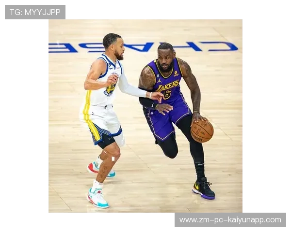 美国队在巴黎奥运会比赛中展现出高效的传球配合，奥运会,美国队